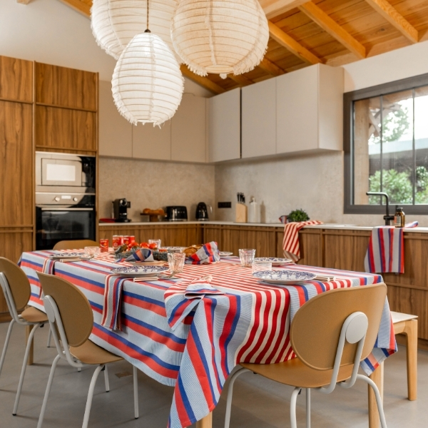 table moustey artiga