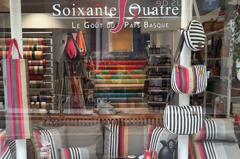 Soixante-Quatre